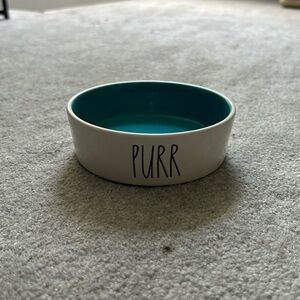 Rae Dunn cat water or food bowl